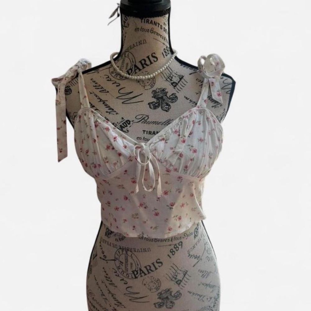 Floral White Crop Top